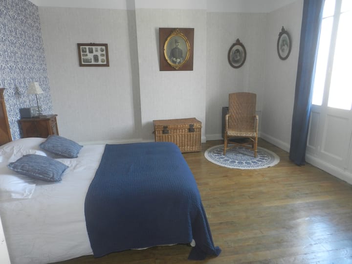 Chumba 1 cha kulala na kitanda cha watu wawili