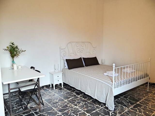 Room in front of the baptistery