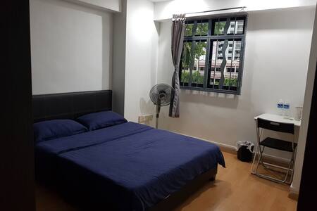 Private room with free wifi