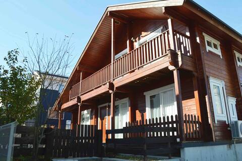 AB1 / Log house / 20min drive to Ghibli park