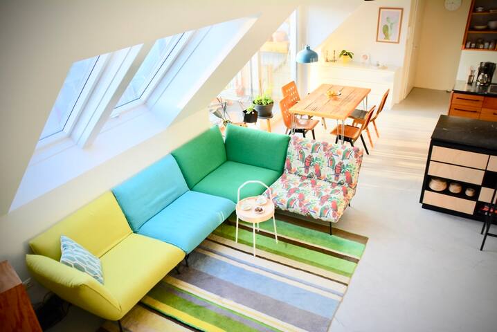 Sunrise to Sunset rooftop Loft (95m2) gallery image 3