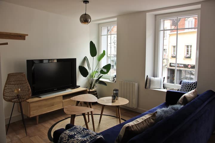 Central apartment/PrivateTerrace
&Premium Beds