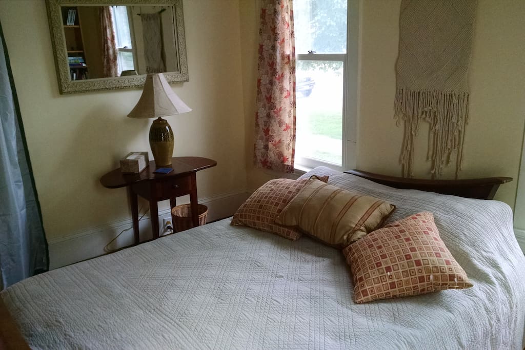 Photo of the Den, converted into a bedroom.