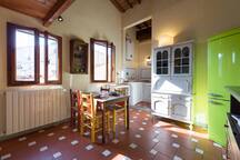 Cozy Attic in Authentic Oltrarno