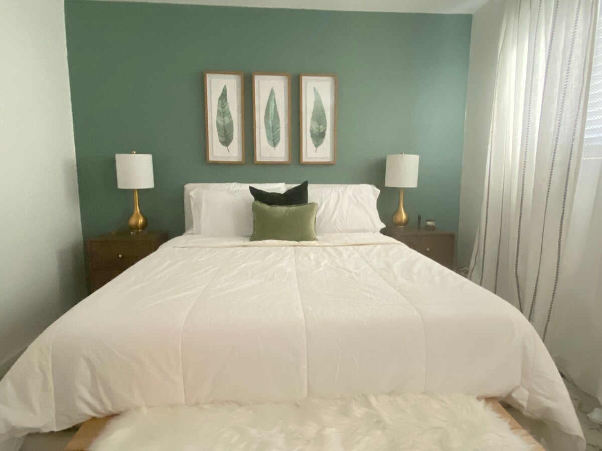 חדר שינה ראשי - חדר המקלט