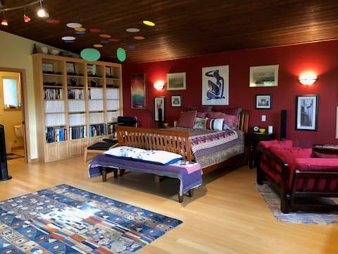 Beautiful Bungalow close to CalPoly