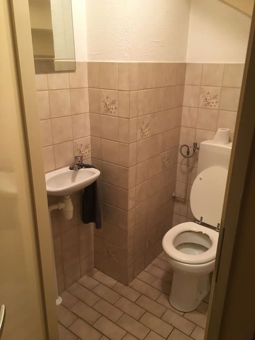 Second toilet