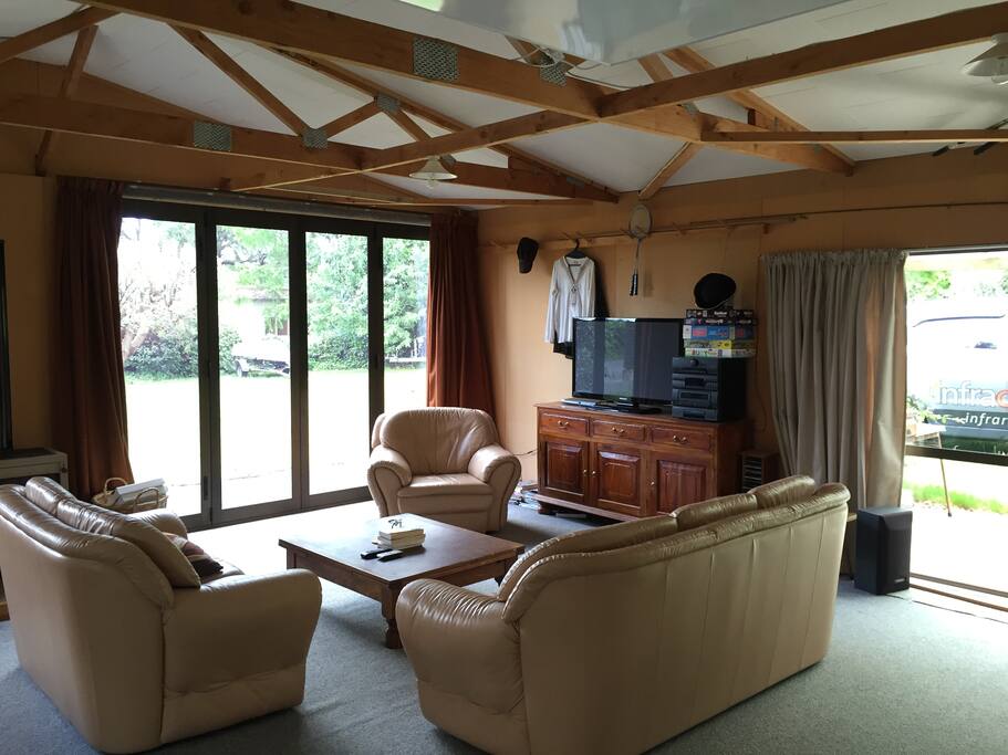 All the comforts of home without the stress
