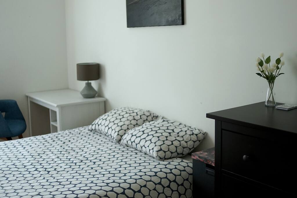 Votre chambre / your room