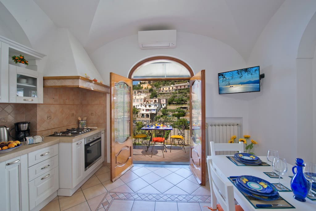 cucina con terazzo