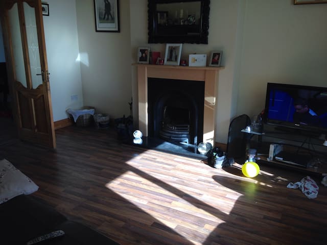 Semi Detached house in quiet estate
