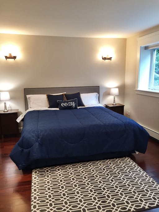 King size bed in the master bedroom