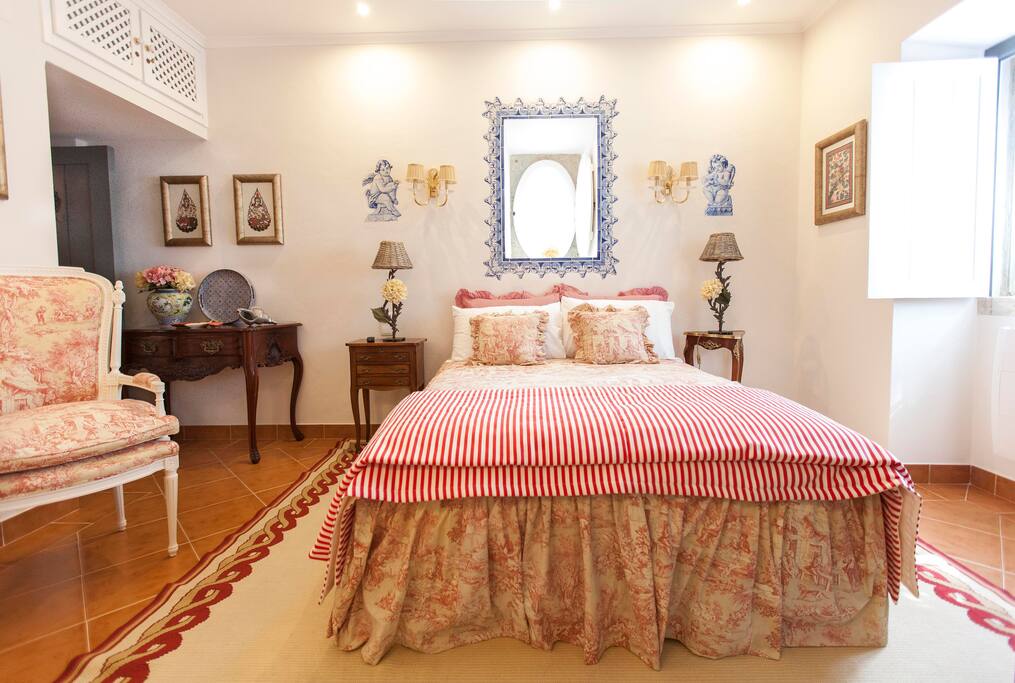The Hydrangeas Room - Double bed