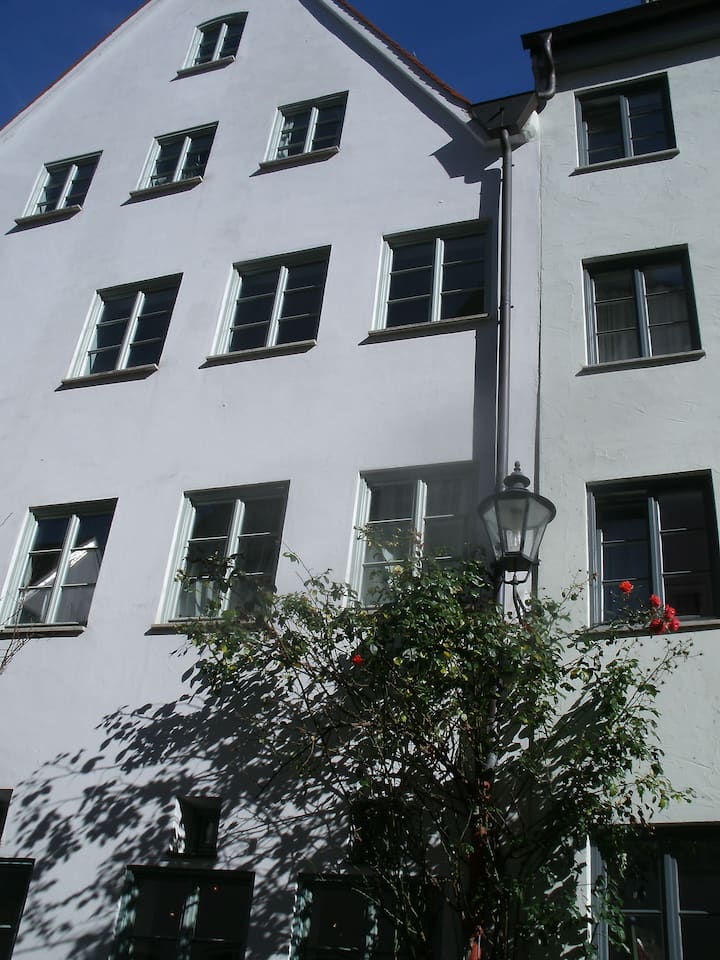 Beautiful old town apartment in a prime location