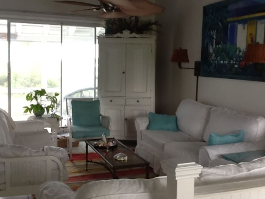 The Living room/Dining room