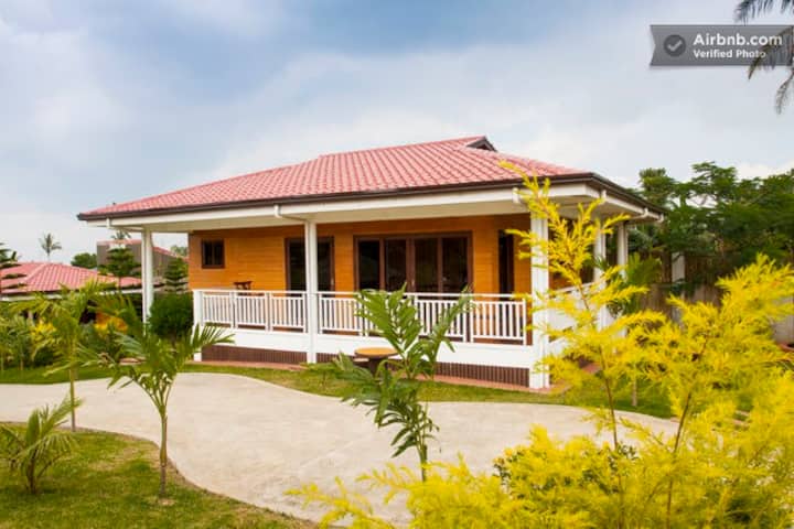 Breezy Tagaytay Villa with Breakfast for 10pax