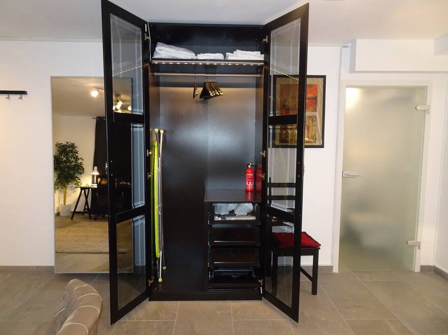 Comfort closet