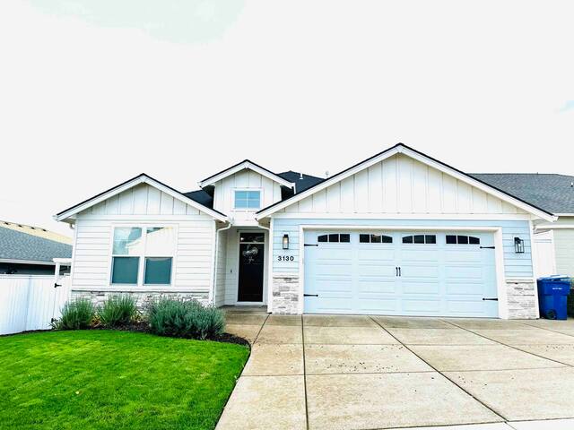 House in West Salem gallery image 3