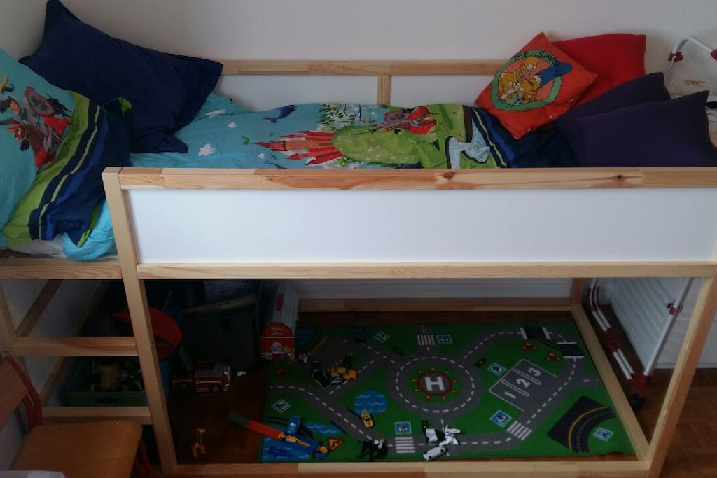 Bed for child in your room / Lit enfant dans votre chambre