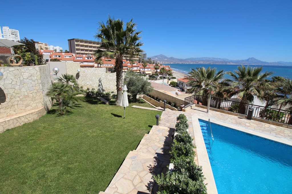Piscina con vistas