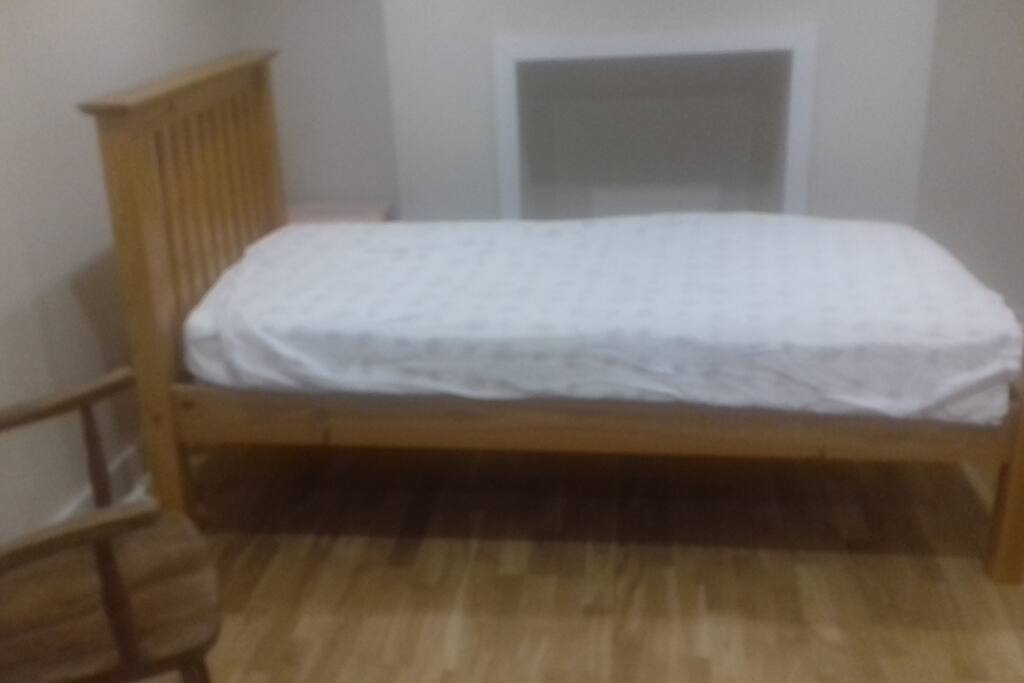 Studio bedroom