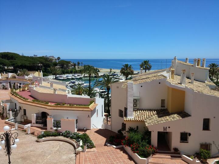 Beachfront Apartment in Puerto Cabopino Apartments for Rent in
