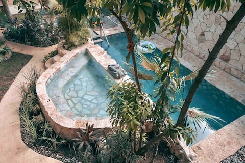 Casita Maya Loft de lujo con alberca de piedra