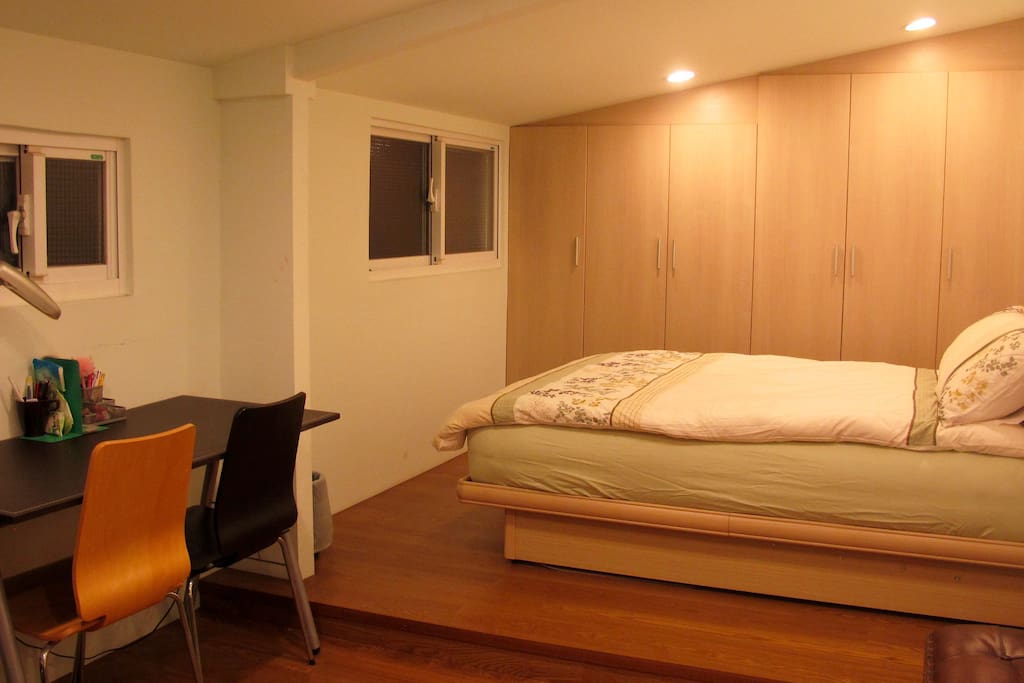 Private room with a double bed and also a desk available for working
