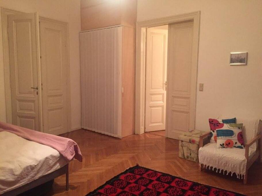 Bedroom 1 (28m²)