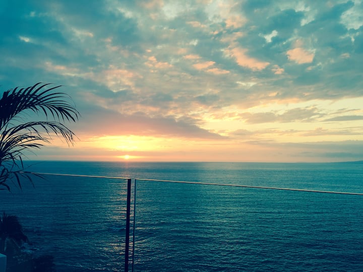 Sayan Beach 7F Oceanfront Luxury Condominiums for Rent in Puerto