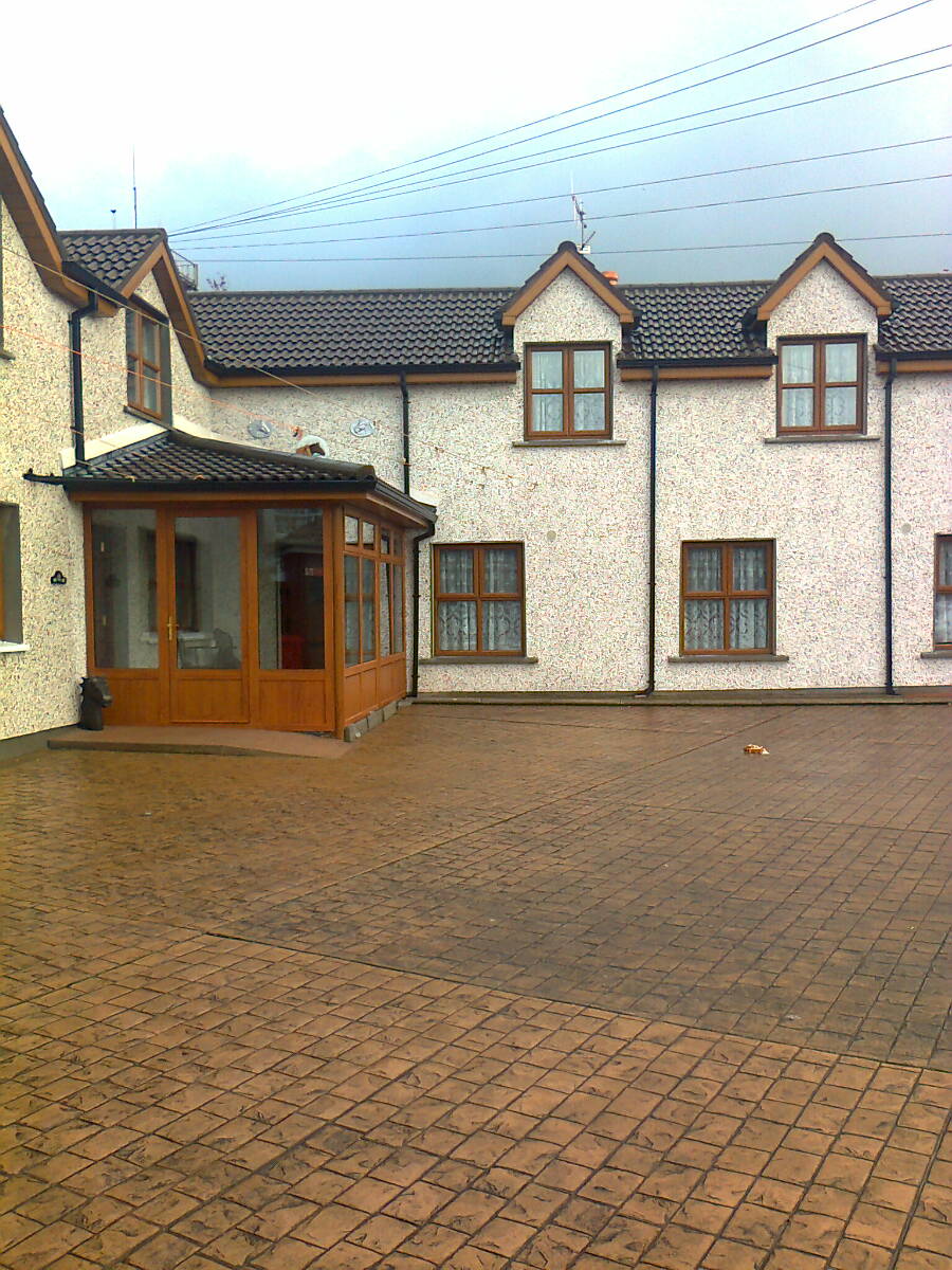 אירוח לקבוצות גדולותThe Stables