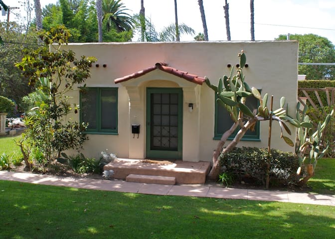 Beach Cottages by the Cove