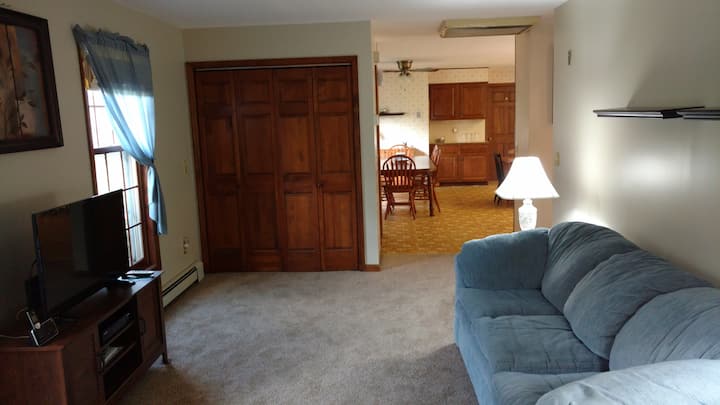 Large, Private Apartment In Scenic Hudson Valley - State of New York