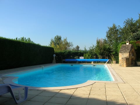 Quiet cottage close to Sarlat
