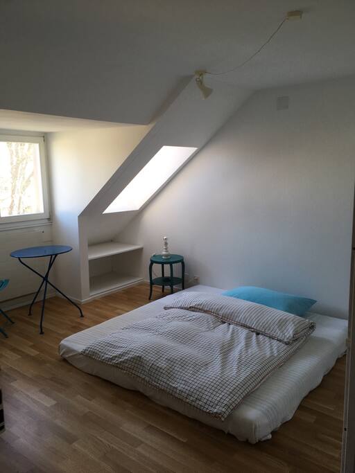 Zimmer (2) Doppelbett (140)