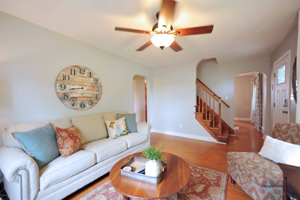 Relax in the beautiful living spaces, as you begin and end each day of your Louisville adventure. The living room has a new 40" TV to help you relax (Netflix included). The couch is also a sleeper sofa.