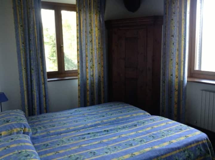 Stanza azzurra / the blue  bedroom