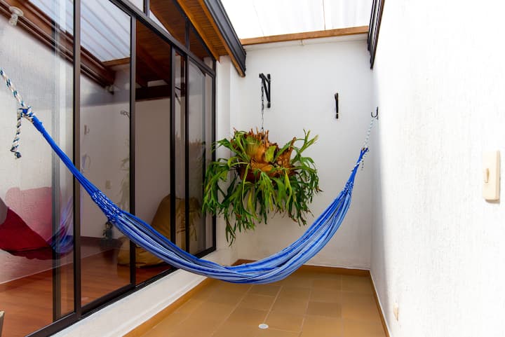 Perfect House Even Better Location*