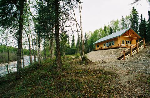 Riverfront 27 ac.-Willow Creek Inn