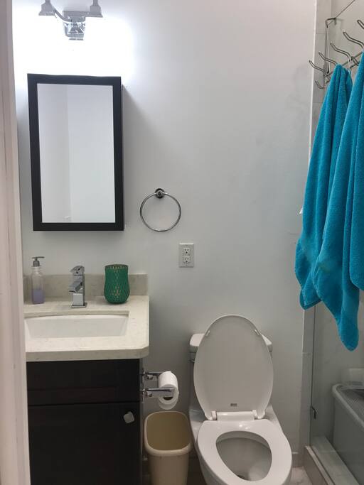 Clean and modern bathroom!