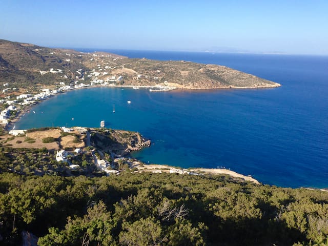 SIFNOS Beachhouse, Platis Gialos -Blue Island Yoga gallery image 4