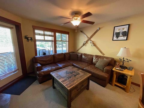 Top performing Airbnb: Cozy Solitude condo, your adventure awaits! in Brighton