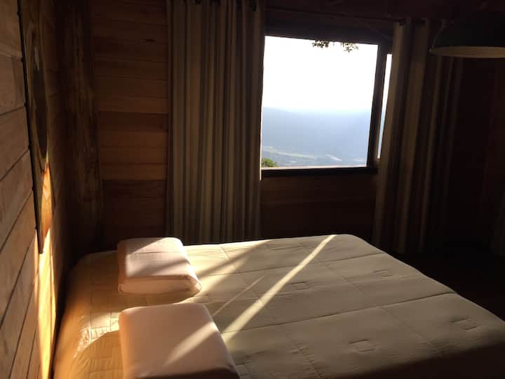 Chumba cha kulala cha ghorofa ya kwanza 