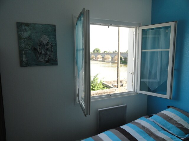 Izba s manželskou posteľou