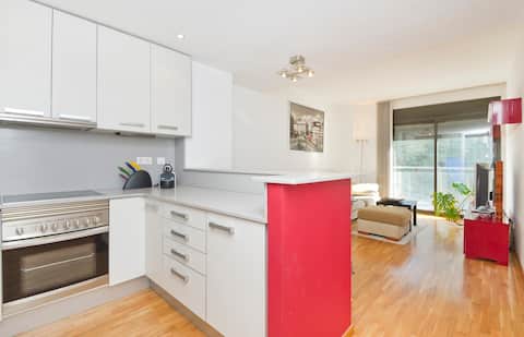 Apartment 200 m from  beach and 200 m from metro!
