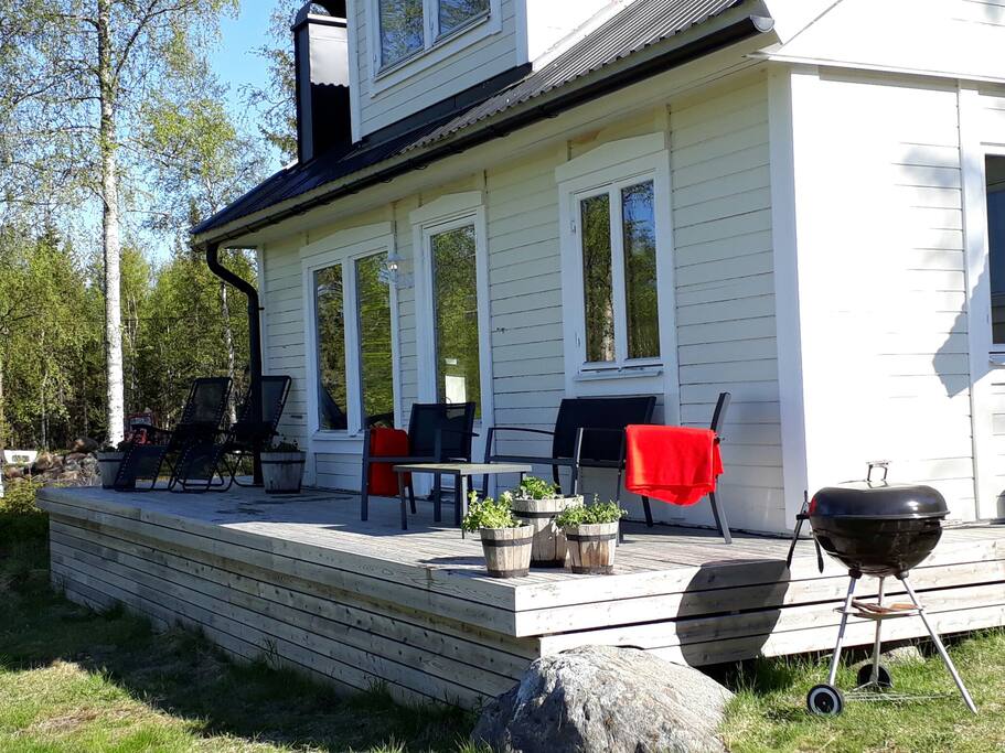 The house gives a lot of possibilities to chill out and ejoy a barbeque