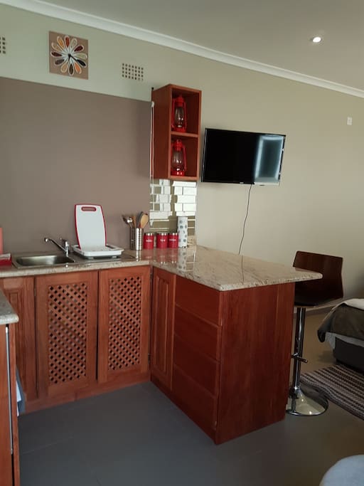 self catering, fully equipped kitchen, tv with dstv connection, free Wi-Fi