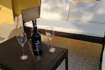 The Yellow House - Vintage Apartment