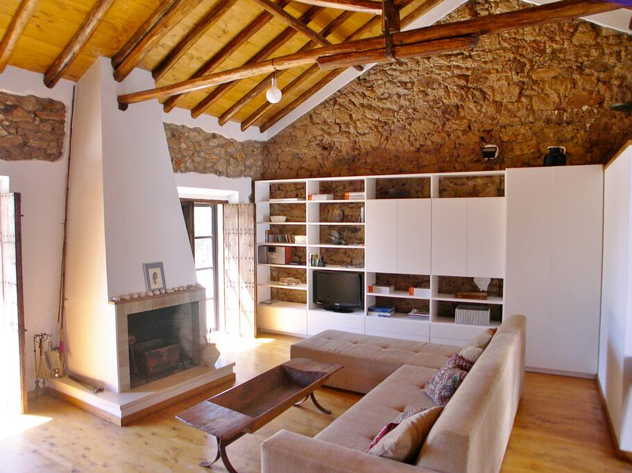 Chimenea en el salón