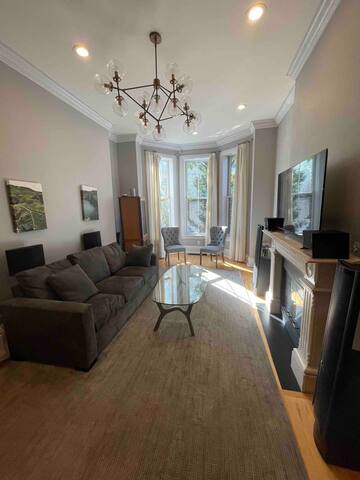 South End 1800sqft 2BR Audiophile Paradise gallery image 5